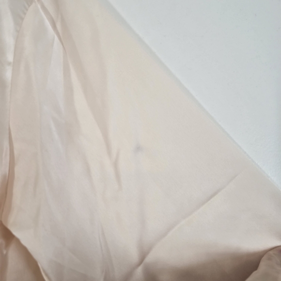 NWT LBLC the Label Smith Ivory Button Up Blouse Medium - Picture 8 of 9